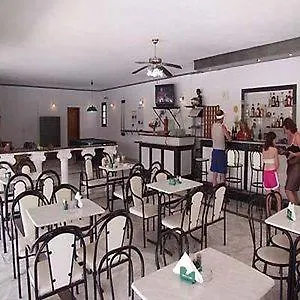 珀特提戈酒店 2*